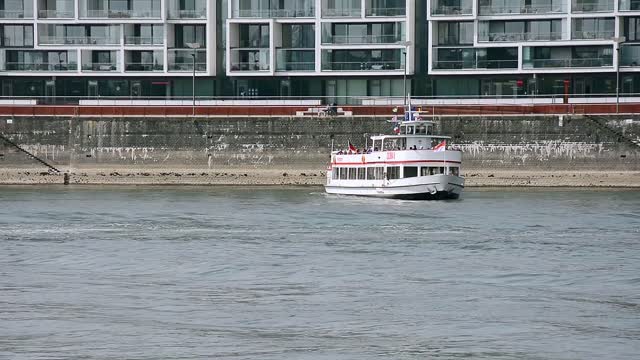Cologne excursion ship colonia