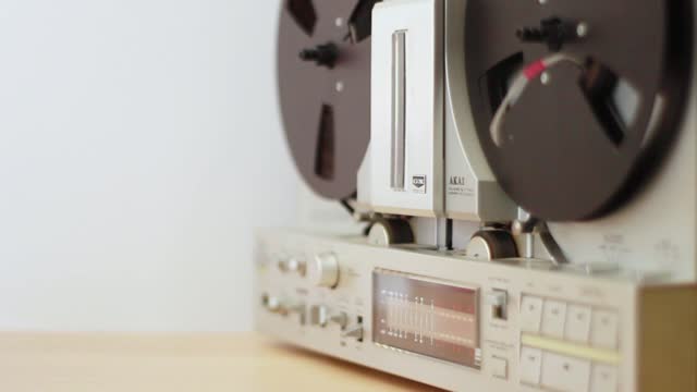 Tape music retro