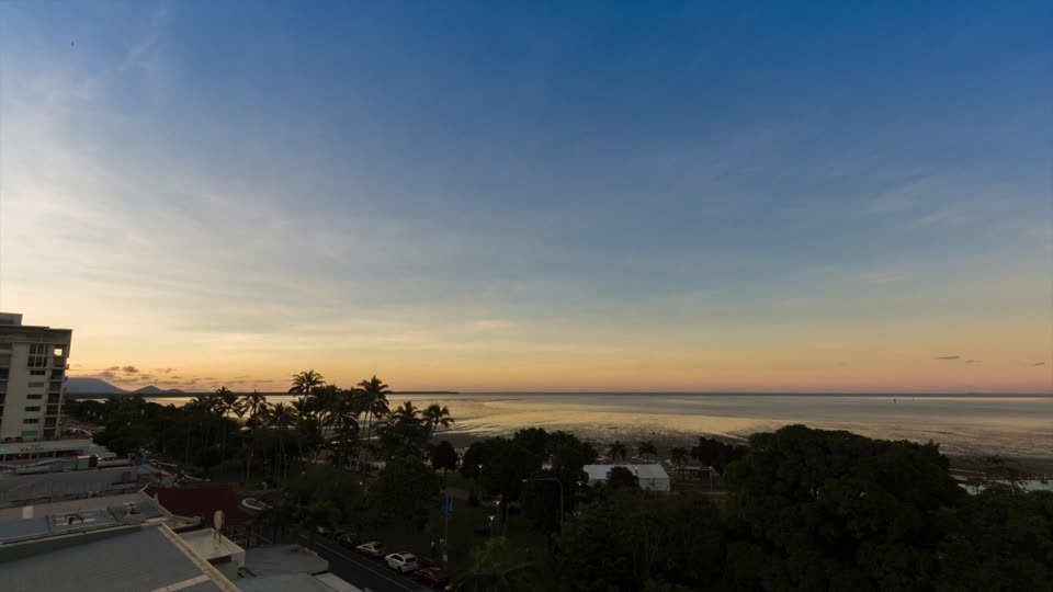 Sunset cairns summer