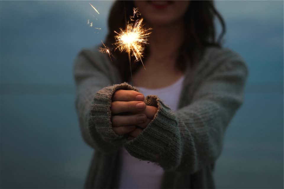 Sparkler sparkles cinemagraph