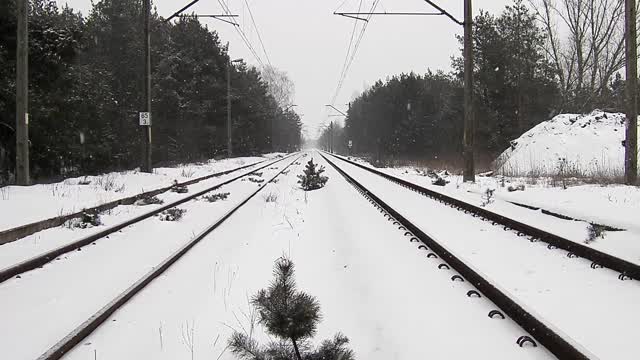 Tracks snow winter
