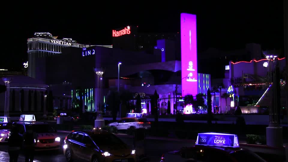 Las vegas neon sign linq
