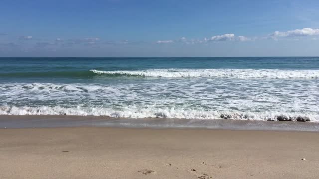 Waves north hutchinson island florida