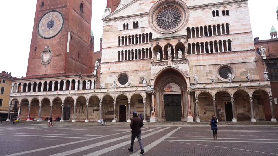 Cremona italy duomo