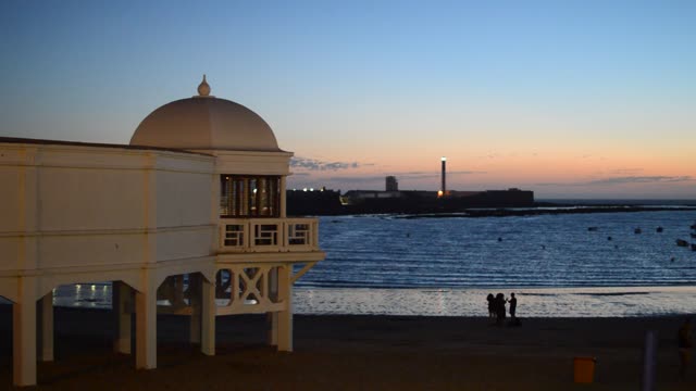 Lighthouse beach caleta