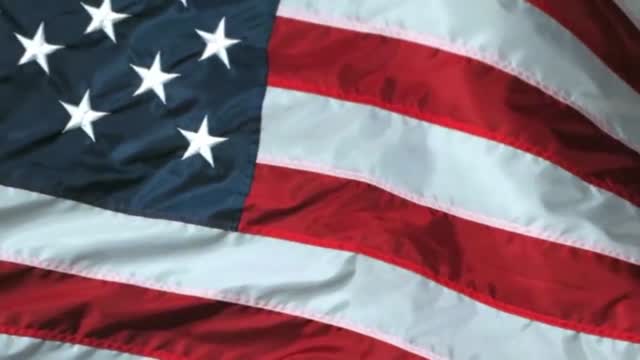 Us flag trump clinton