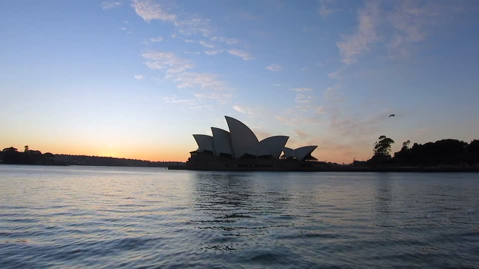 Sydney opera house harbour