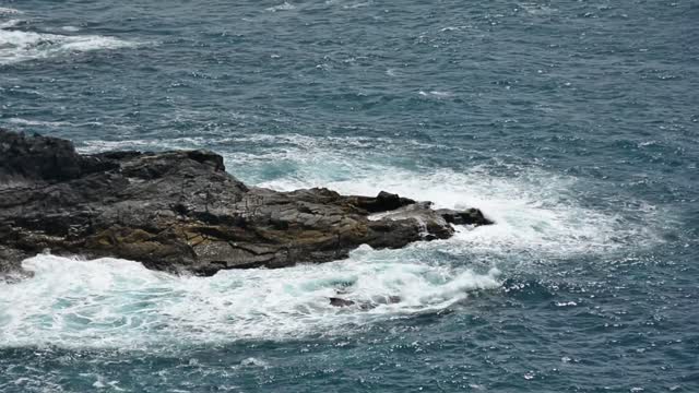 Surf waves atlantic