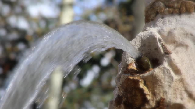 Source jet water