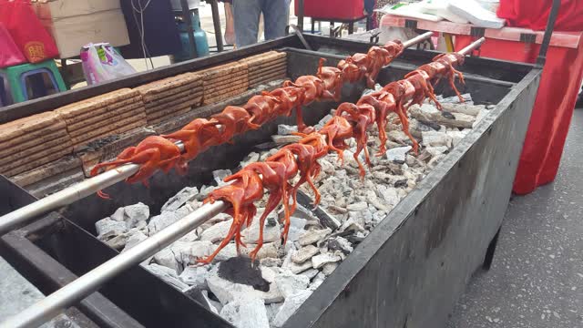 Quails bbq cooking