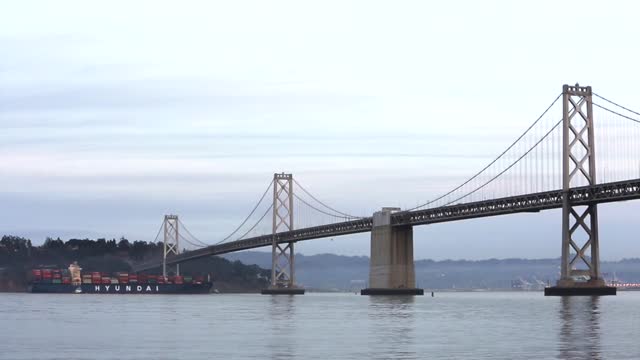 Boats bridge suspension bridge