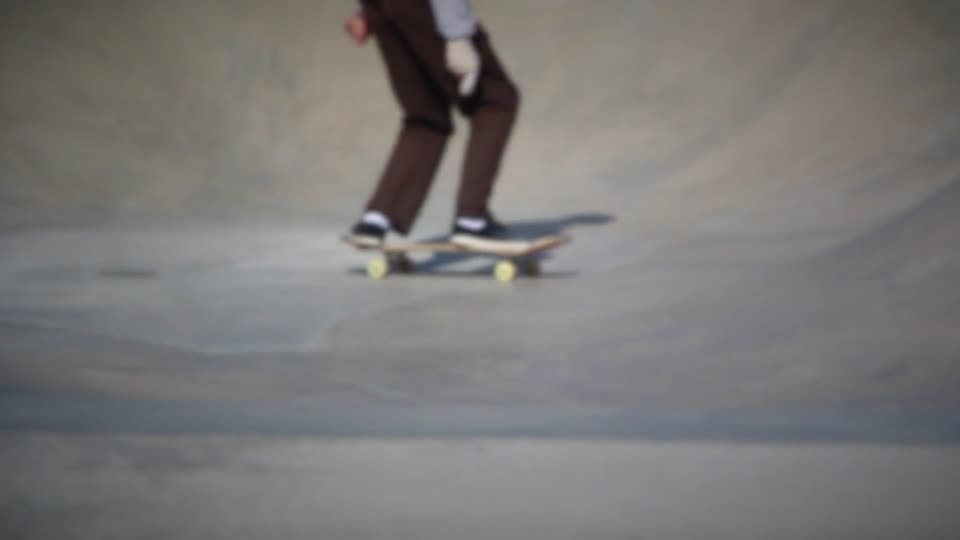 Skateboard skate park tricks