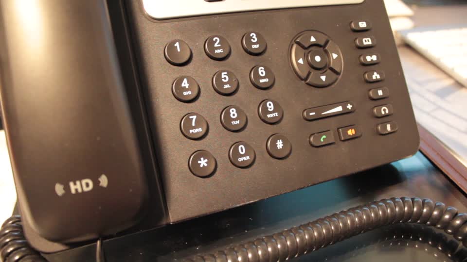 Phone make a phone call voip