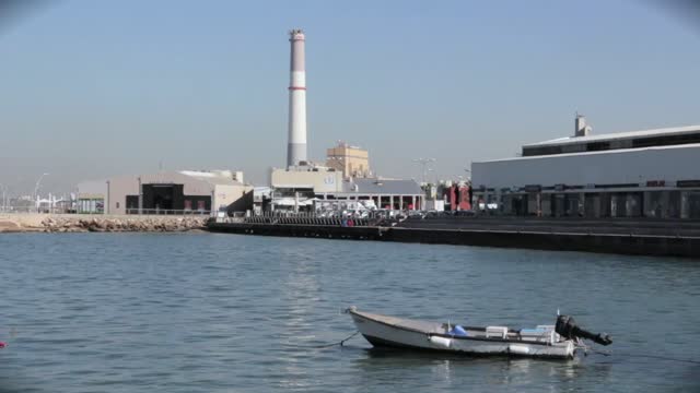 Boat pier water