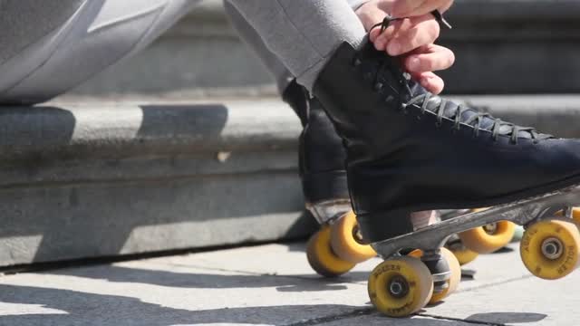 Roller skates stunts skating