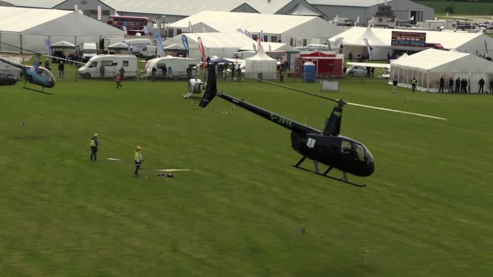 Helicopters airshow stunt