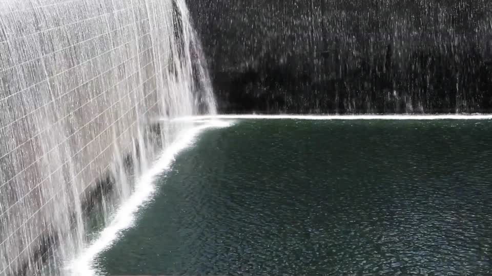 Fountain cascade monument