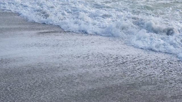 Wave beach torn