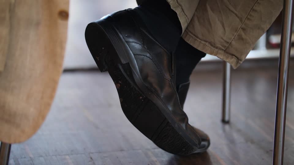 Shoes nervous fidget