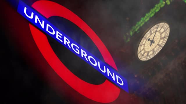 Big ben night time travel