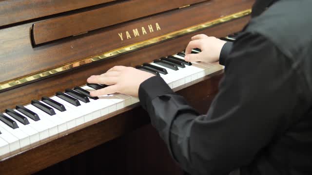 Piano playing music