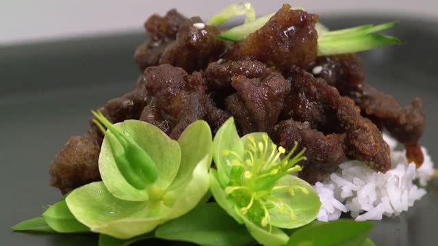 Crispy beef food