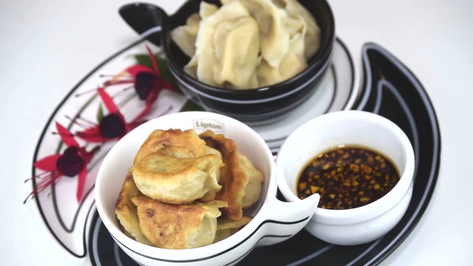 Dumplings steamed chives