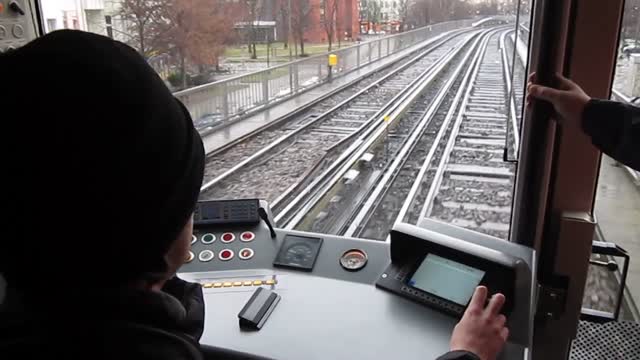 Führerstandsmitfahrt Görlitzer Bahnhof – Schlesisches Tor
