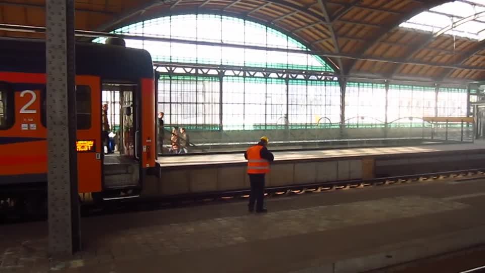 Wrocław main station video