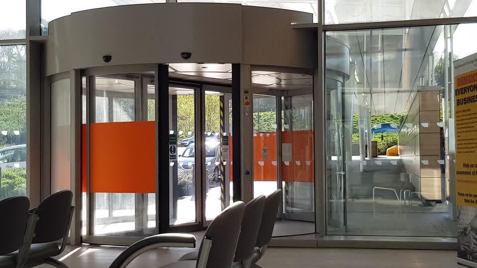 I was bored so filmed a revolving door.