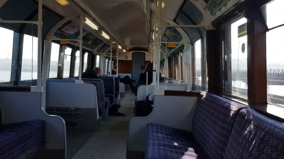 Island Line Tube Train Ryde Pier journey