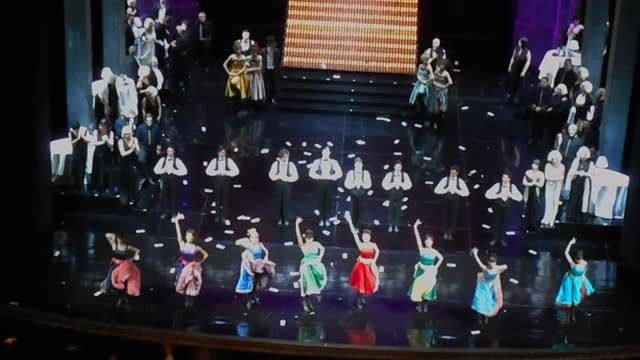 Applause for "La Vedova allegra" by Franz Lehàr - Royal San Carlo Theatre in Naples