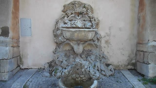 Fountain with eagle (17th century) at Aventino in Rome