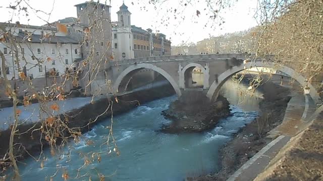 Fabricius bridge (62 BC) at "Isola Tiberina" in Rome