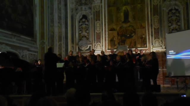 Tu scendi dalle stelle" - Christmas song (1754) by Sant'Alfonso Maria de' Liguori (Naples 1696-Pagani 1787) - Polyphonic chorus, conductor Carlo Forni - Donnaregina Nuova Church-Museum in Naples