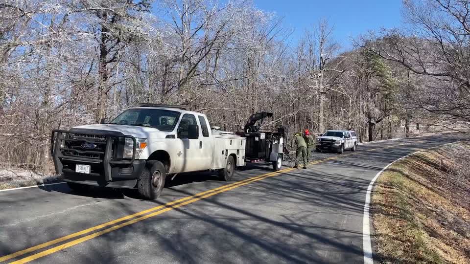 Ice Storm 2022_Cleanup crew with chipper near Skyland