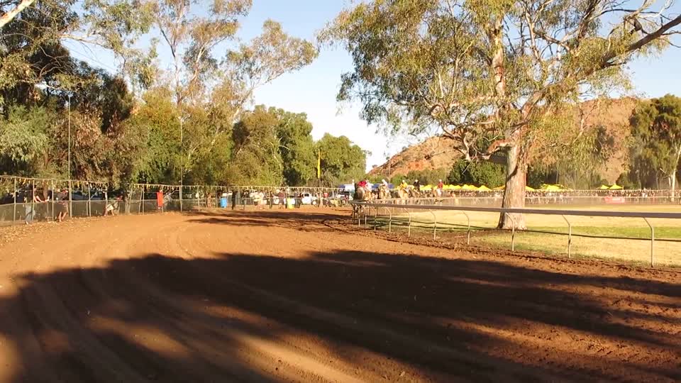 Race Nine at the 2015 Alice Springs Camel Cup