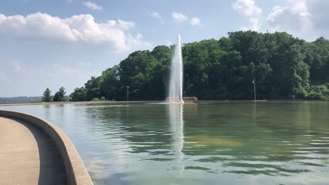 Fountain, Mirror Lake, Eden Park, Walnut Hills, Cincinnati, OH