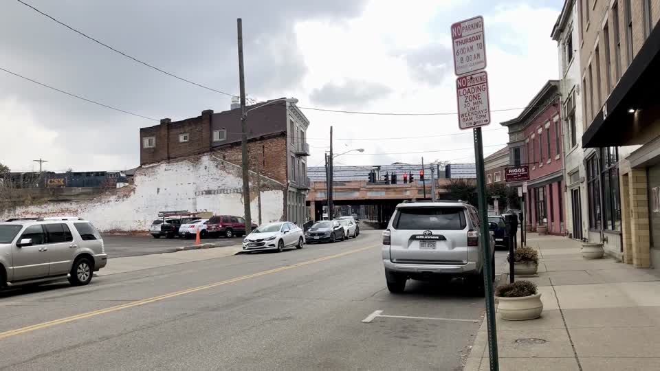 Train at Pike Street Overpass, Covington, KY