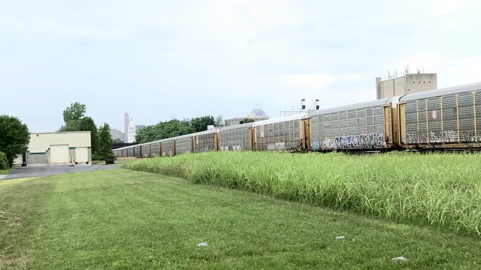 Union Pacific Railroad Train Cars, Peaselburg, Covington, KY