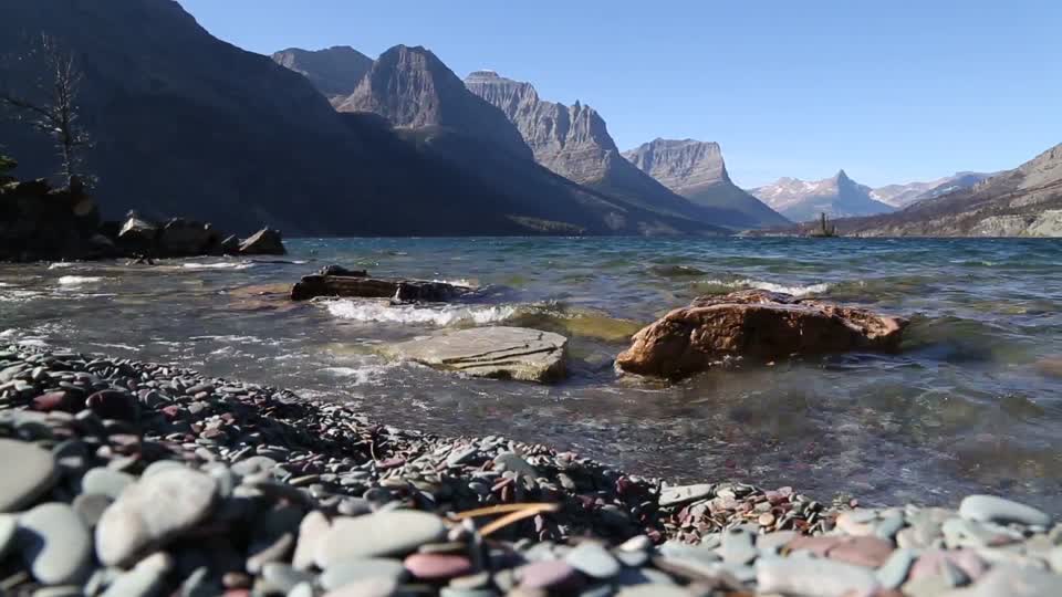 Waves on Saint Mary Lake
