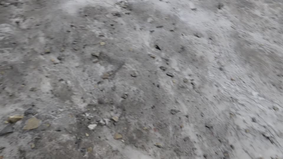 WALKING FROM GLACIER ICE TO SEASONAL SURFACE SNOW