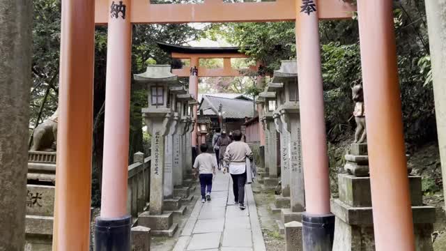 伏見稲荷/Fushimi Inari Shrine