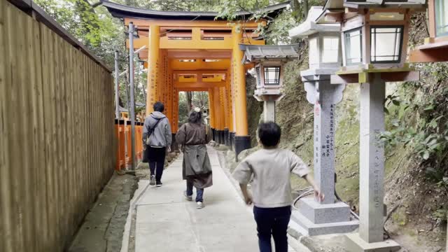 伏見稲荷/Fushimi Inari Shrine