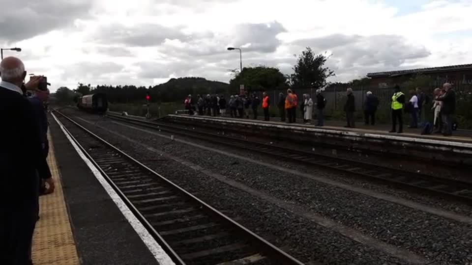 Black 5 loco 45231 The Sherwood Forester at Carmarthen Station 2019 09 07