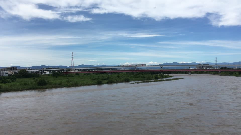 Tama River in Hino-shi in mid-September the day after the storm