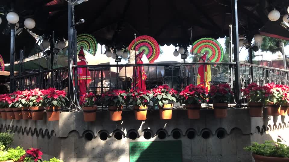 Tlaquepaque Dancers