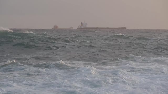 Raugh sea (free footage)