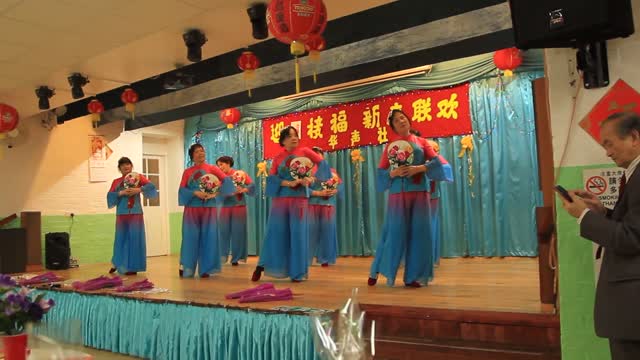 Fan Dance
