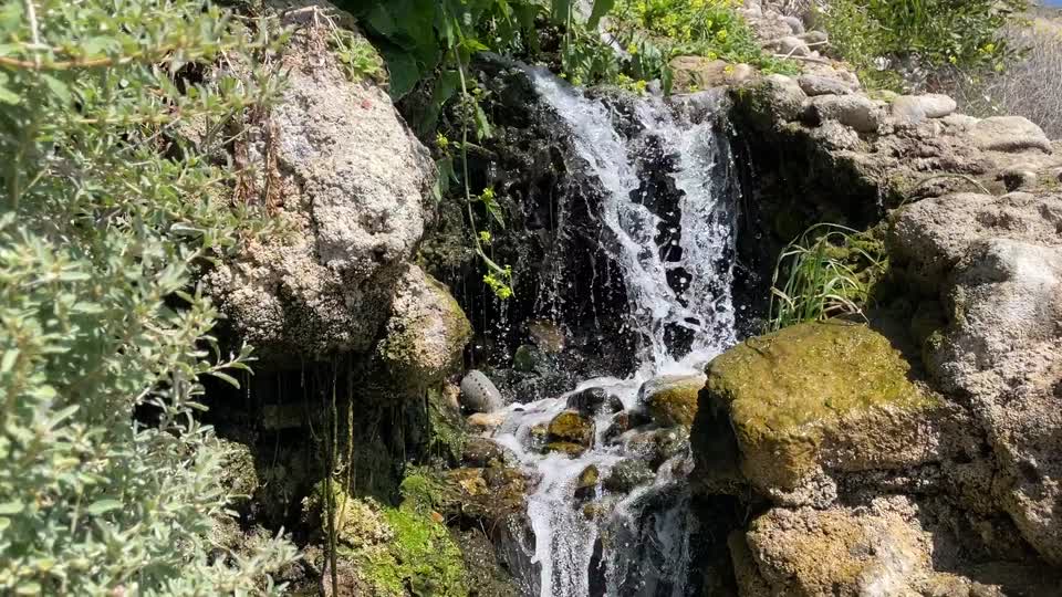 Tiny waterfall video